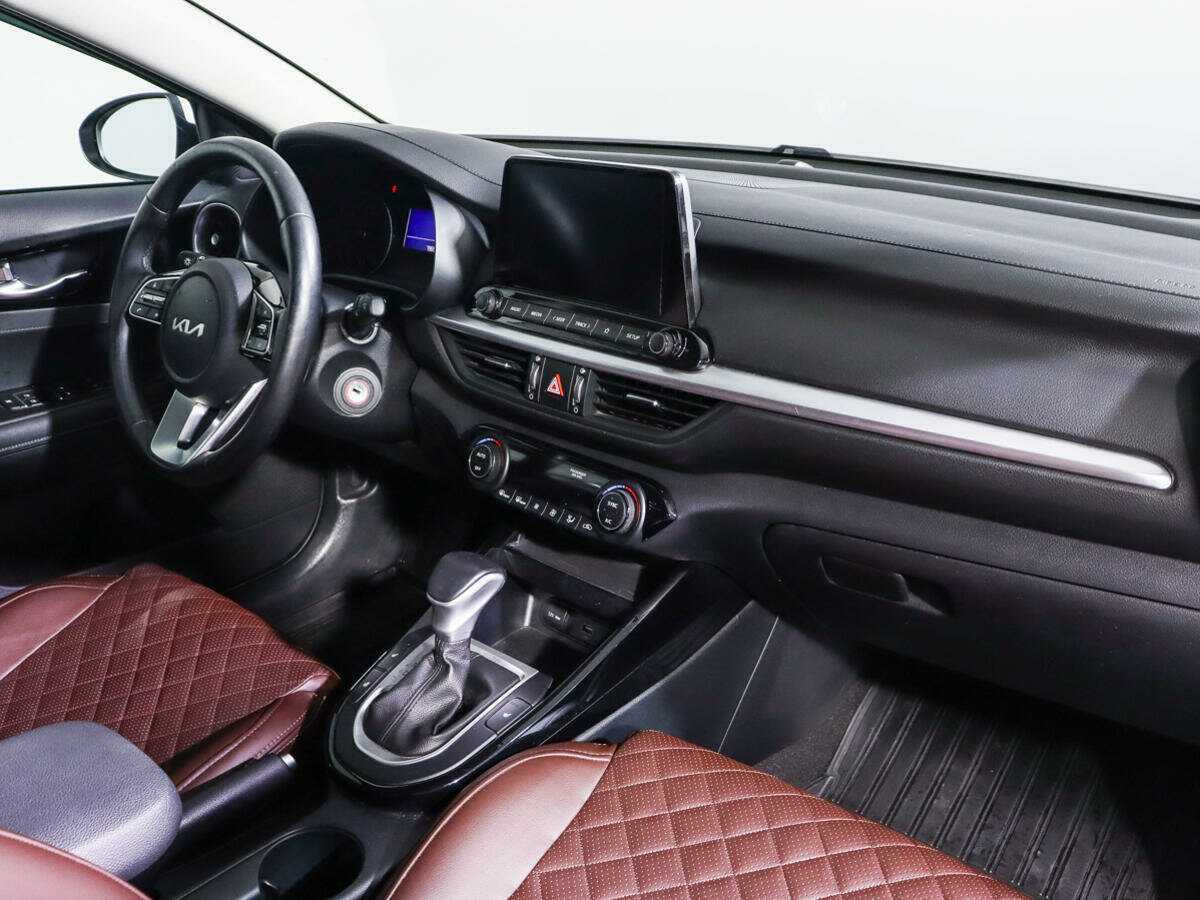Купить Kia Cerato с пробегом. Фото: #8