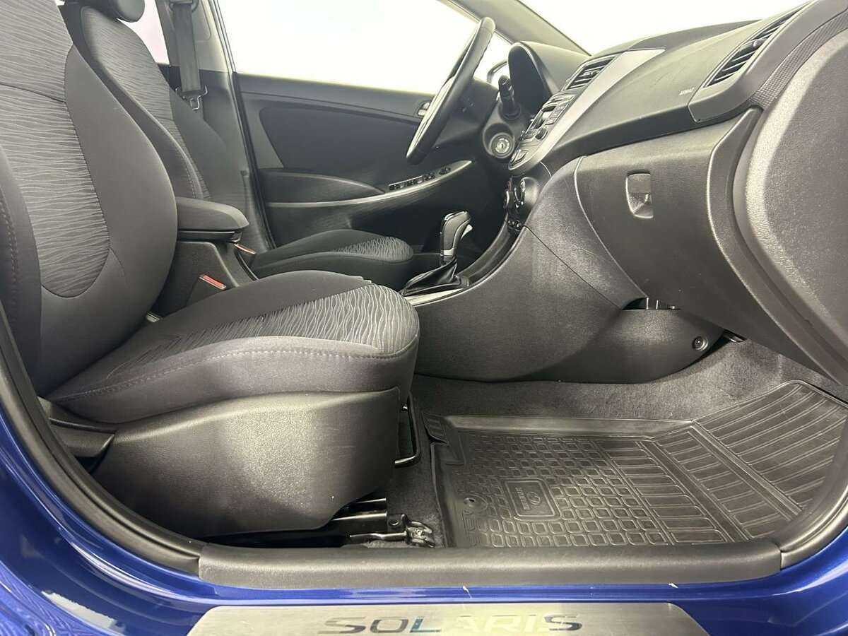 Купить Hyundai Solaris с пробегом. Фото: #13
