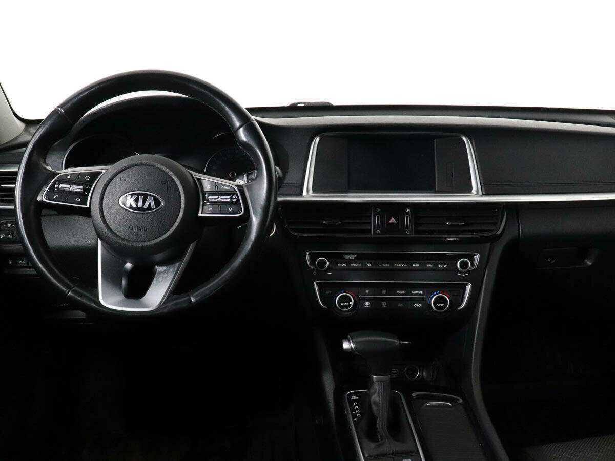 Купить Kia Optima с пробегом. Фото: #9