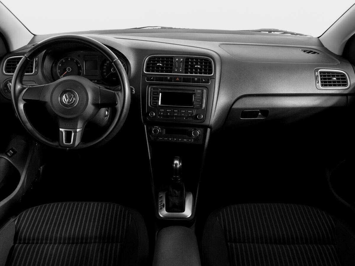 Купить Volkswagen Polo с пробегом. Фото: #11