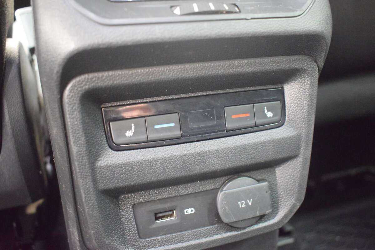 Купить Volkswagen Tiguan с пробегом. Фото: #12