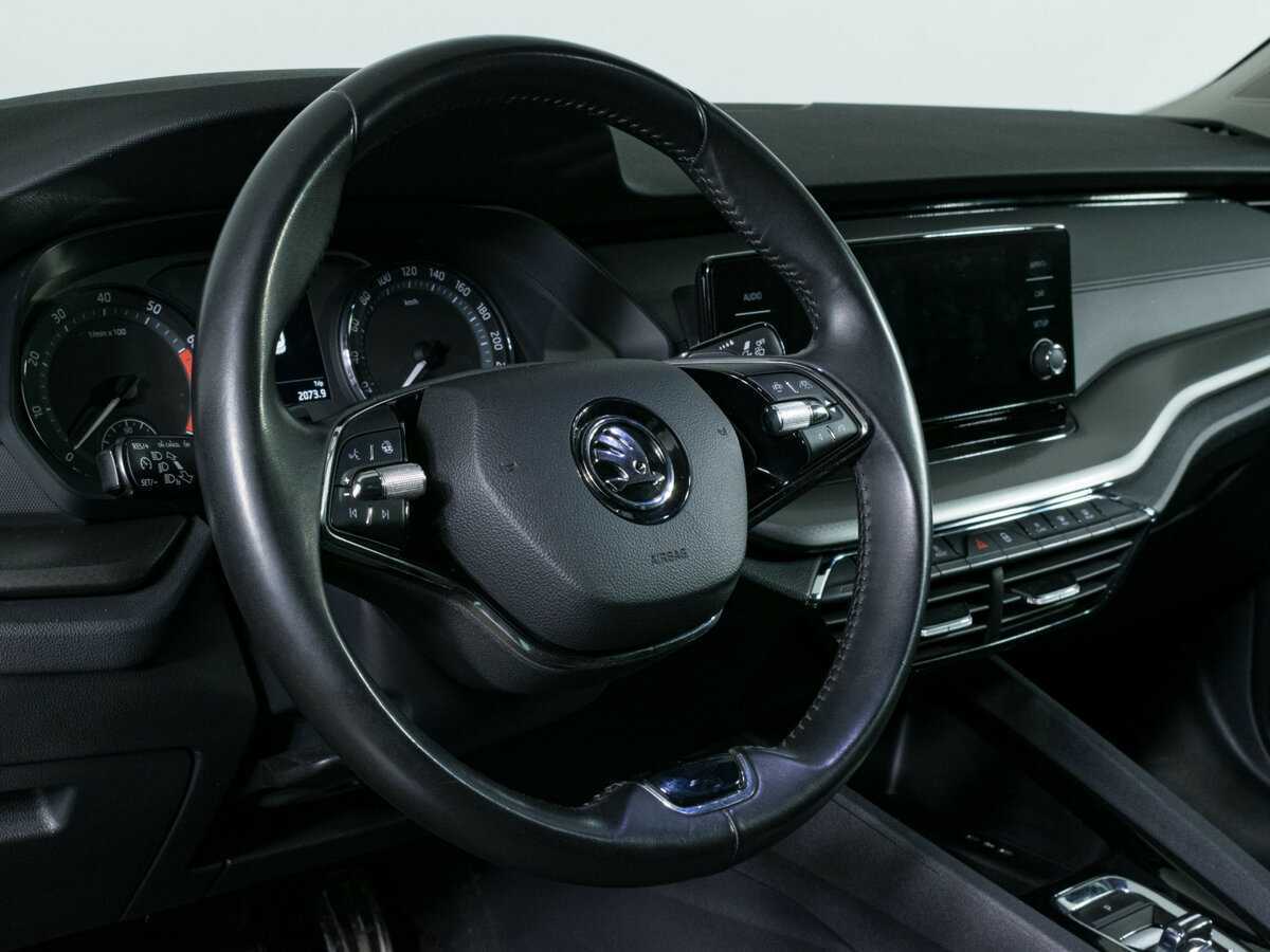 Купить Skoda Octavia с пробегом. Фото: #11