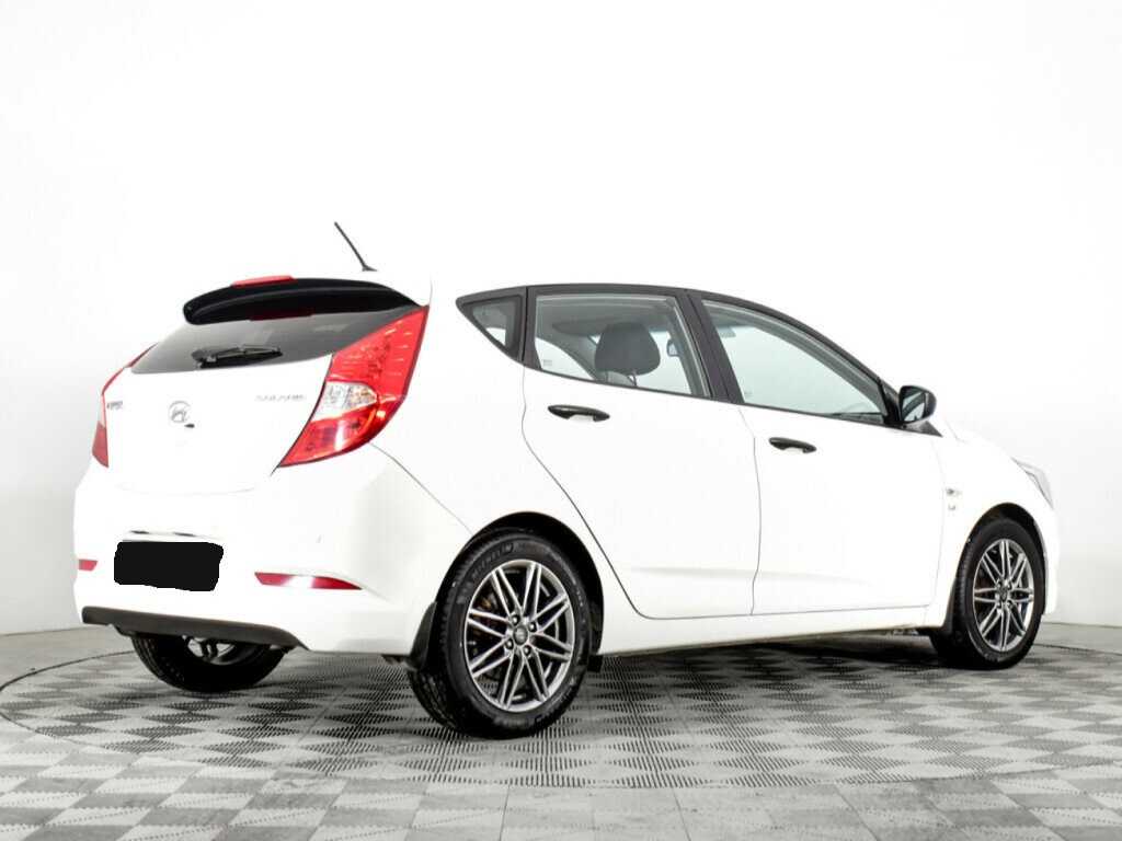 Купить Hyundai Solaris с пробегом. Фото: #4