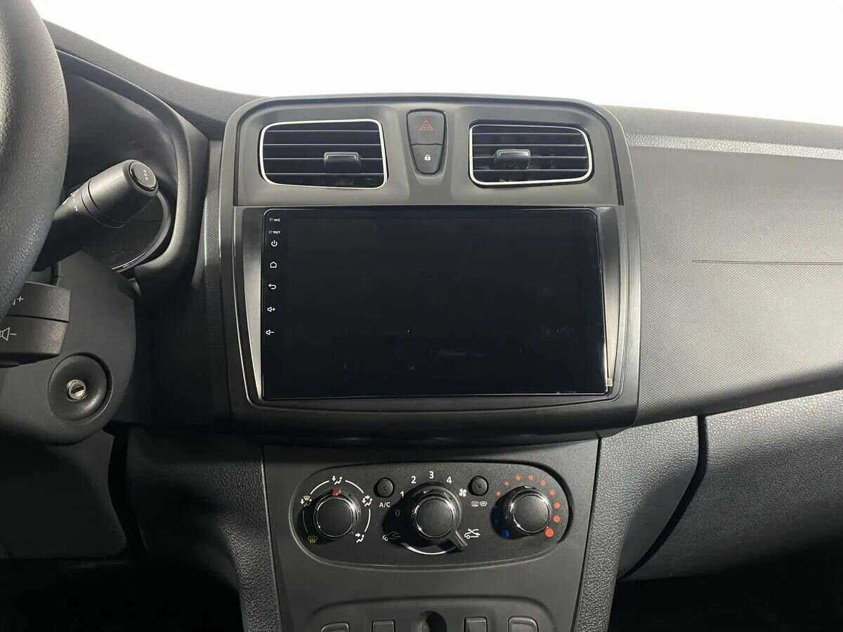 Купить Renault Logan с пробегом. Фото: #6