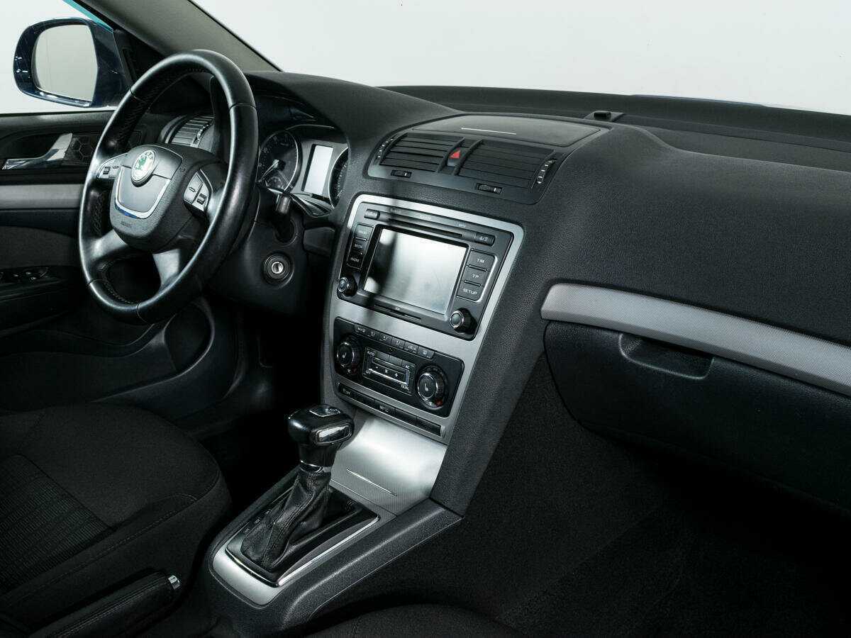 Купить Skoda Octavia с пробегом. Фото: #8