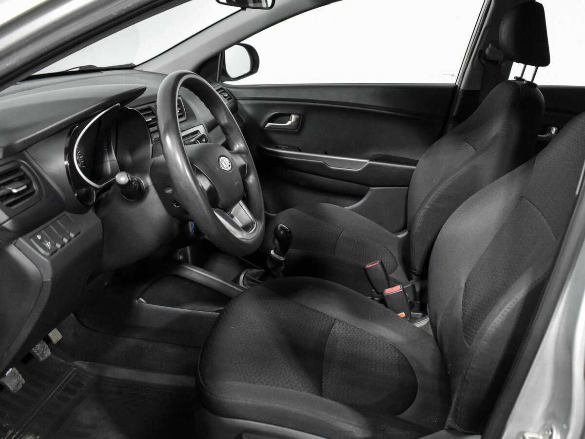 Купить Kia Rio с пробегом. Фото: #9