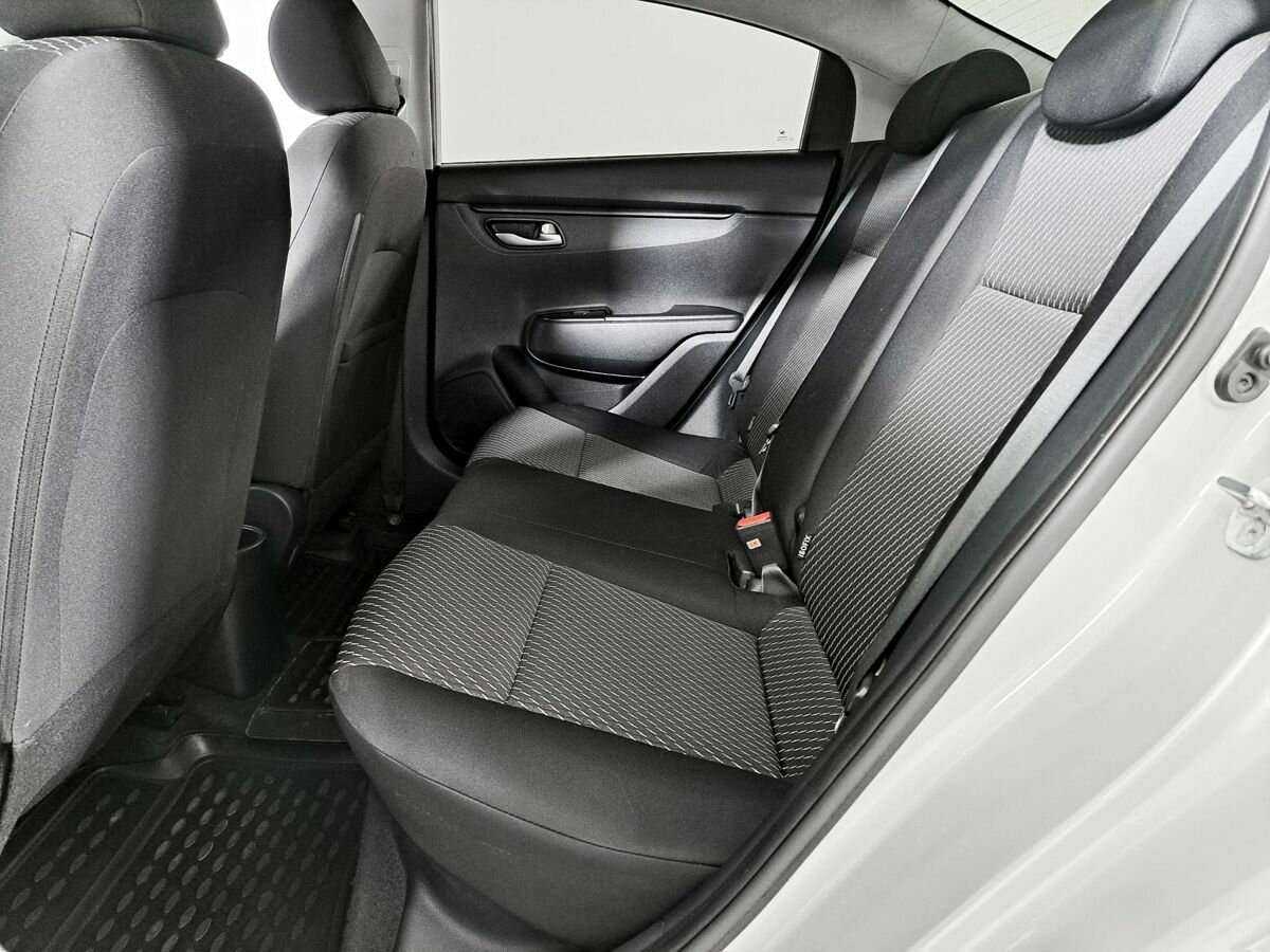 Купить Kia Rio с пробегом. Фото: #9