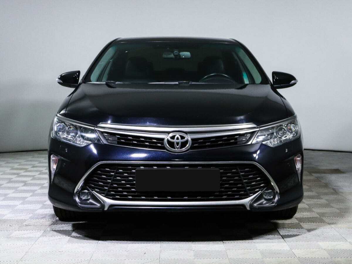Купить Toyota Camry с пробегом. Фото: #1