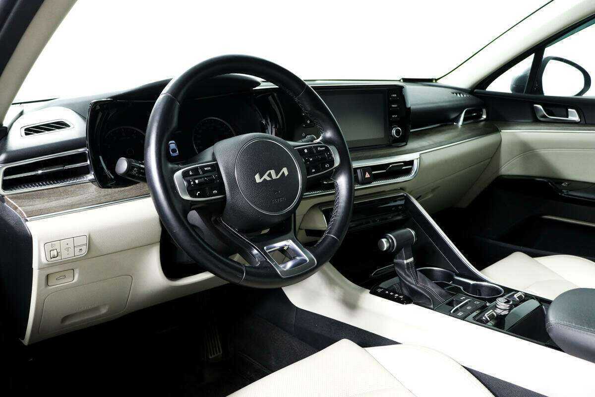 Купить Kia K5 с пробегом. Фото: #12