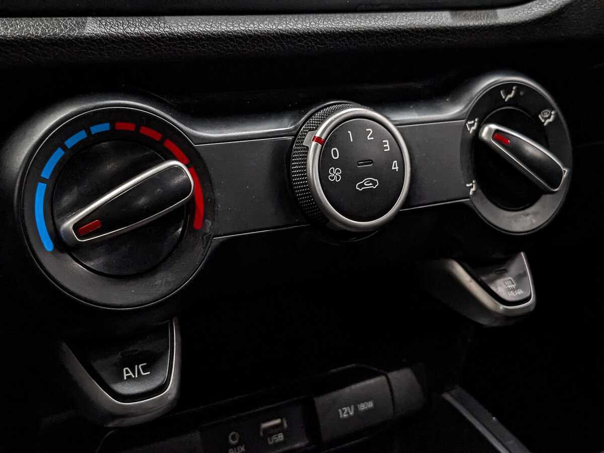 Купить Kia Rio с пробегом. Фото: #17