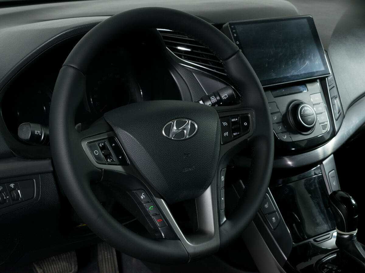Купить Hyundai i40 с пробегом. Фото: #13