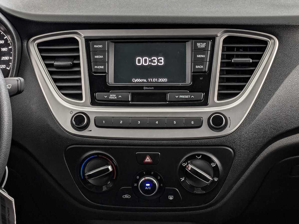 Купить Hyundai Solaris с пробегом. Фото: #12