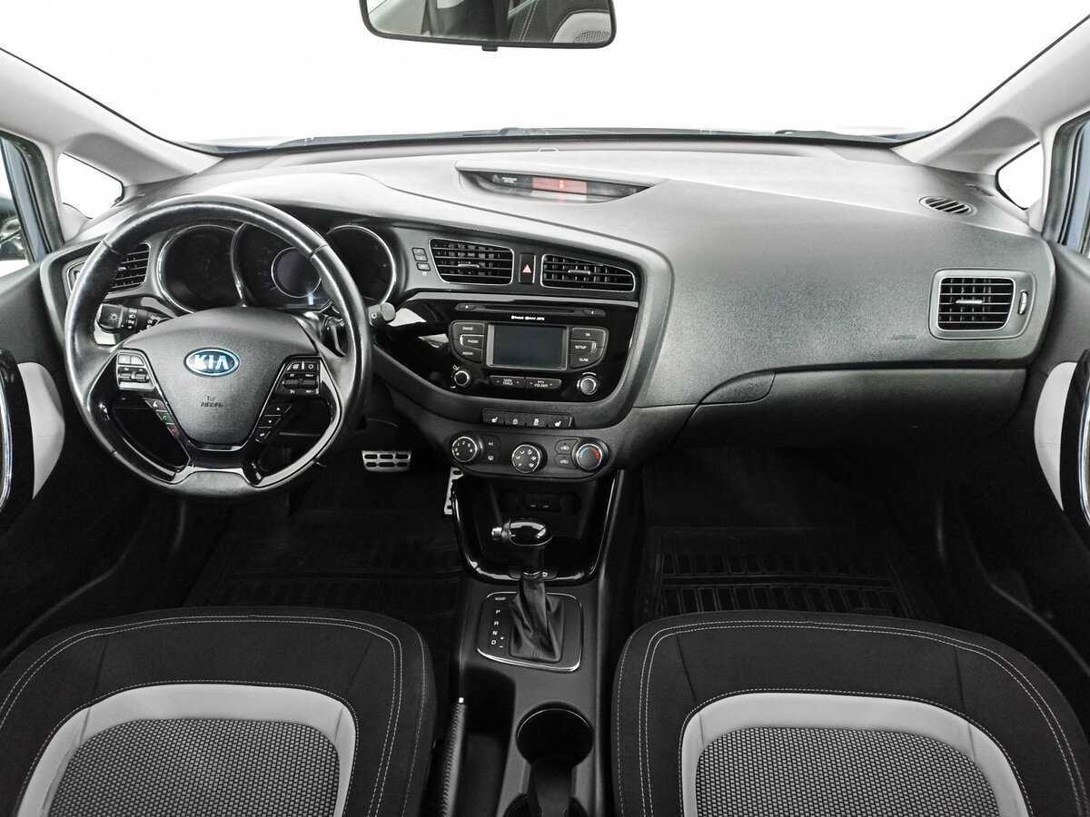 Купить Kia Ceed с пробегом. Фото: #11