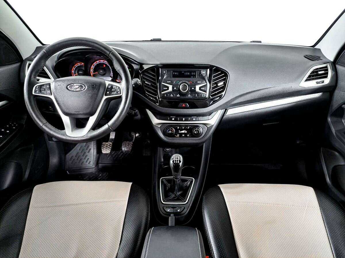 Купить Lada (ВАЗ) Vesta с пробегом. Фото: #9