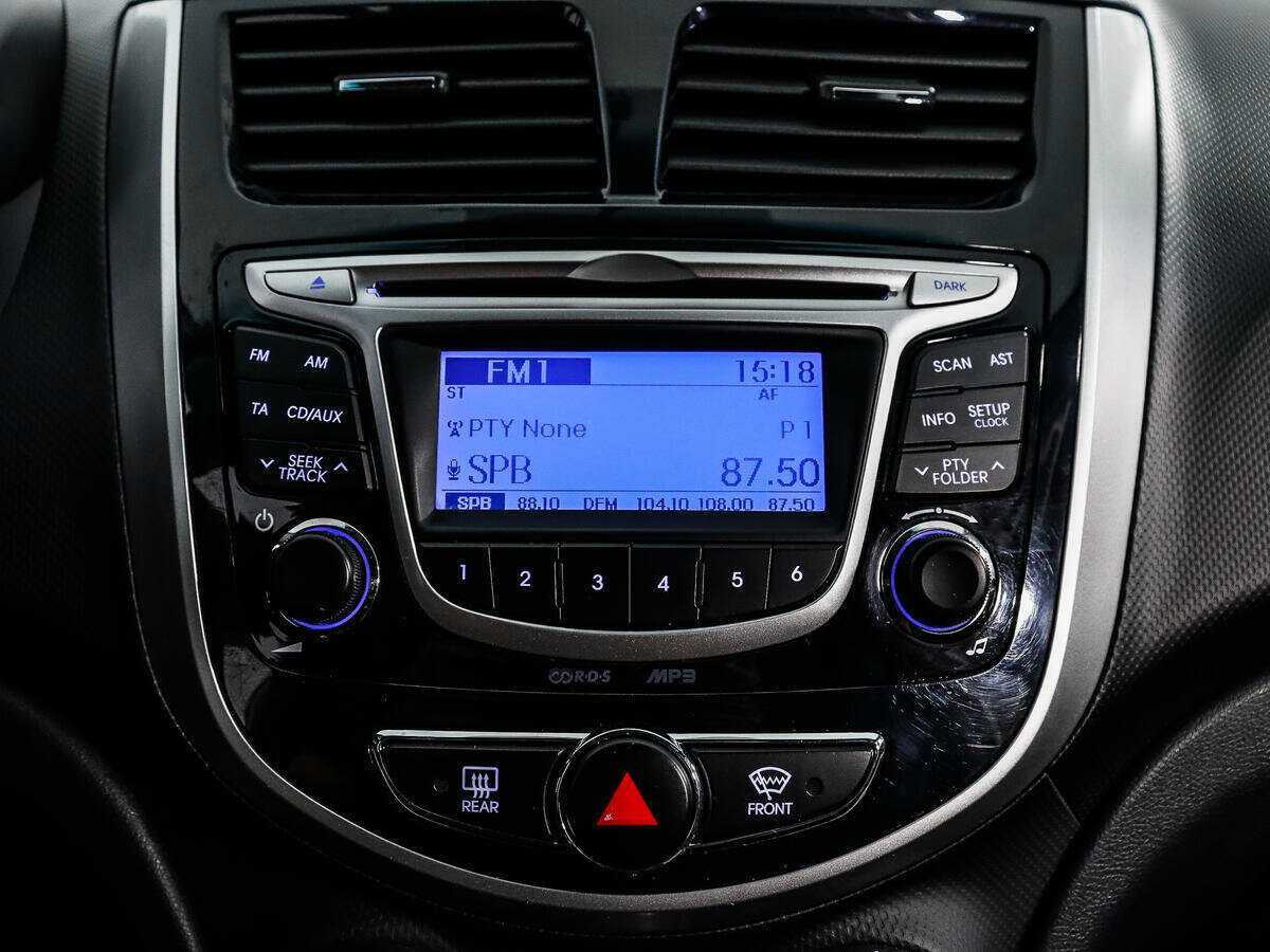 Купить Hyundai Solaris с пробегом. Фото: #12