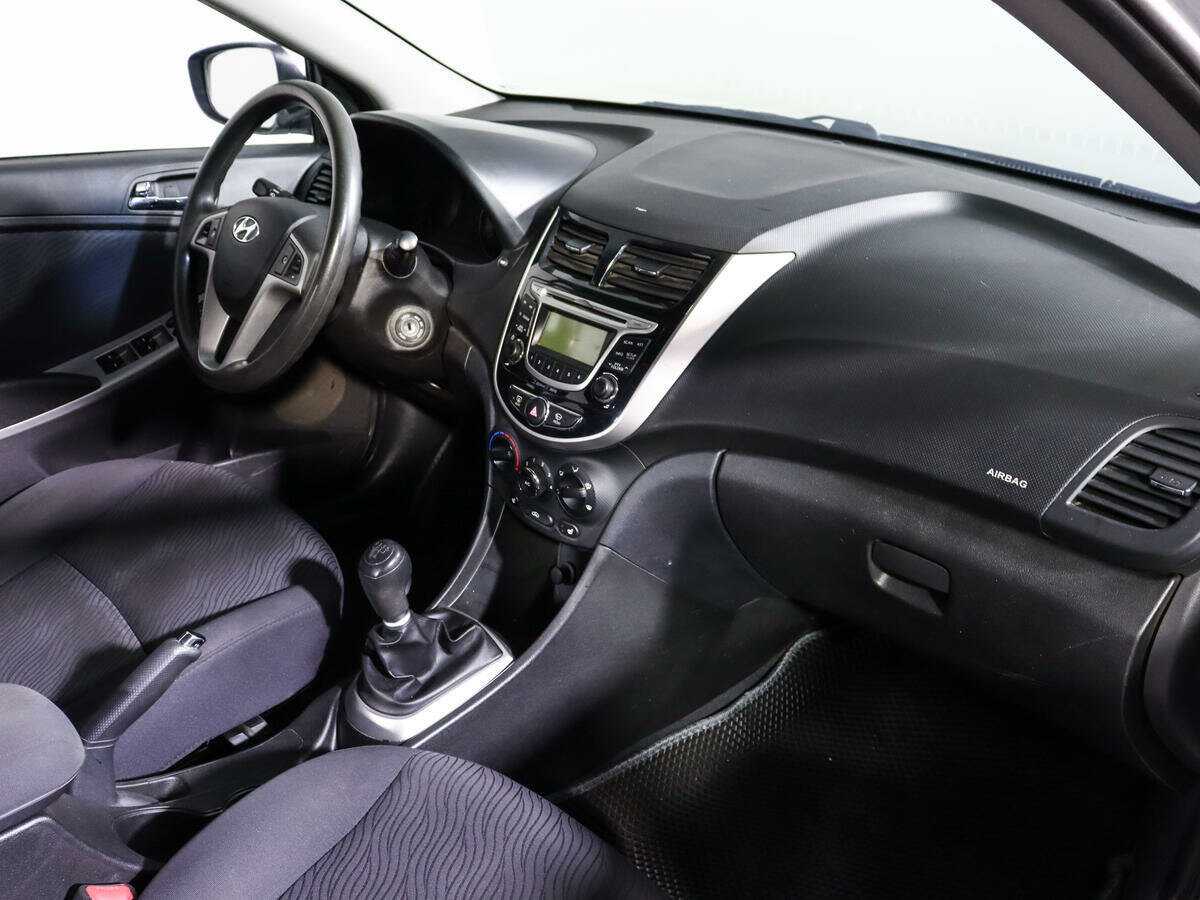 Купить Hyundai Solaris с пробегом. Фото: #6