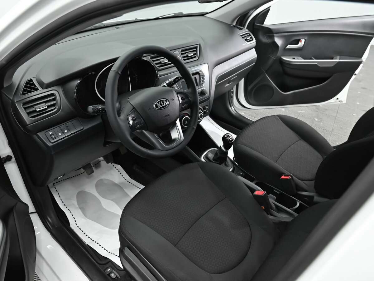 Купить Kia Rio с пробегом. Фото: #7