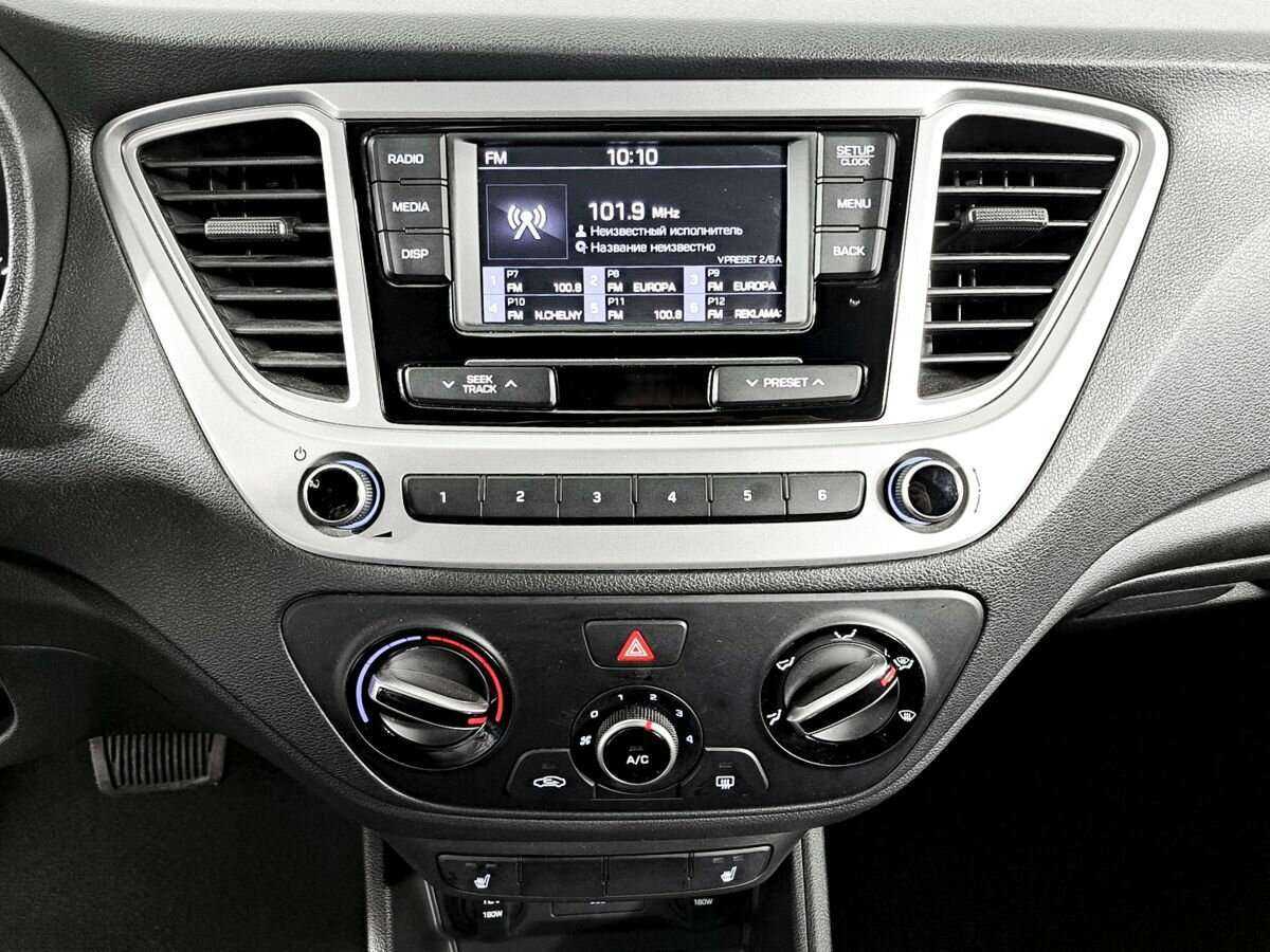 Купить Hyundai Solaris с пробегом. Фото: #12