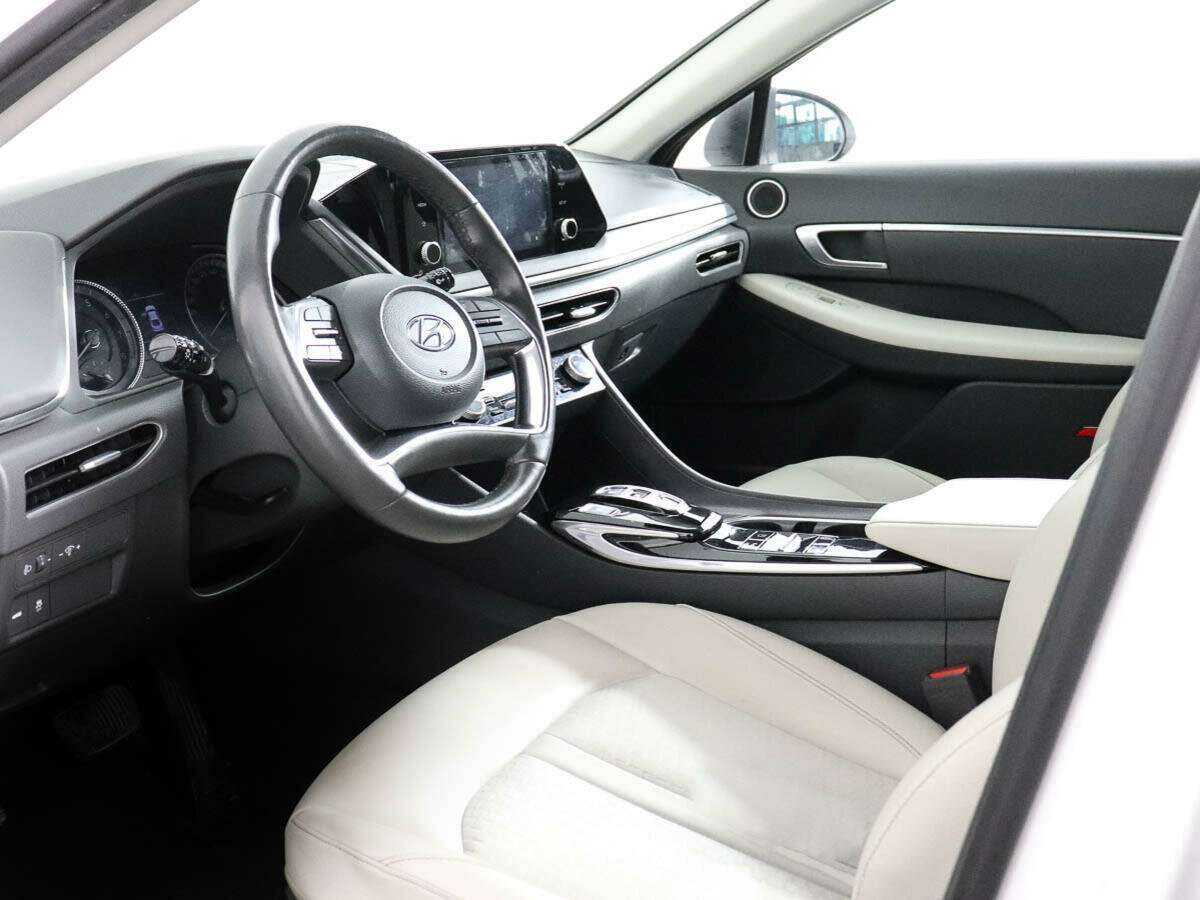 Купить Hyundai Sonata с пробегом. Фото: #7