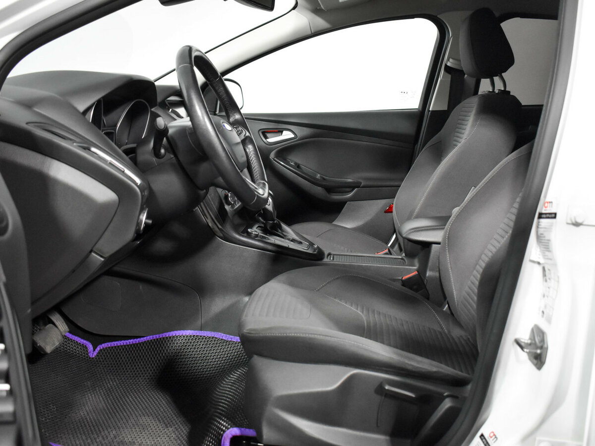 Купить Ford Focus с пробегом. Фото: #10