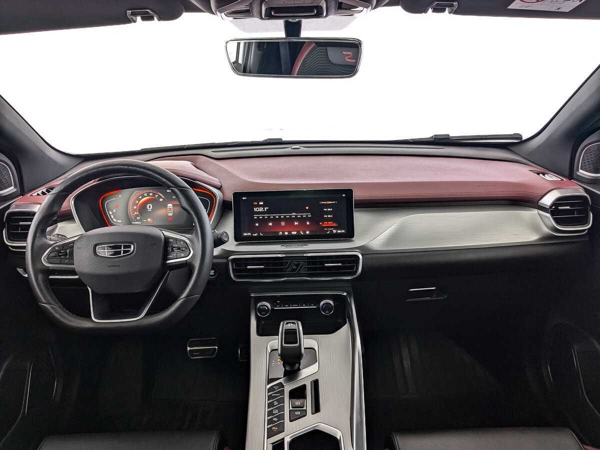 Купить Geely Coolray с пробегом. Фото: #9