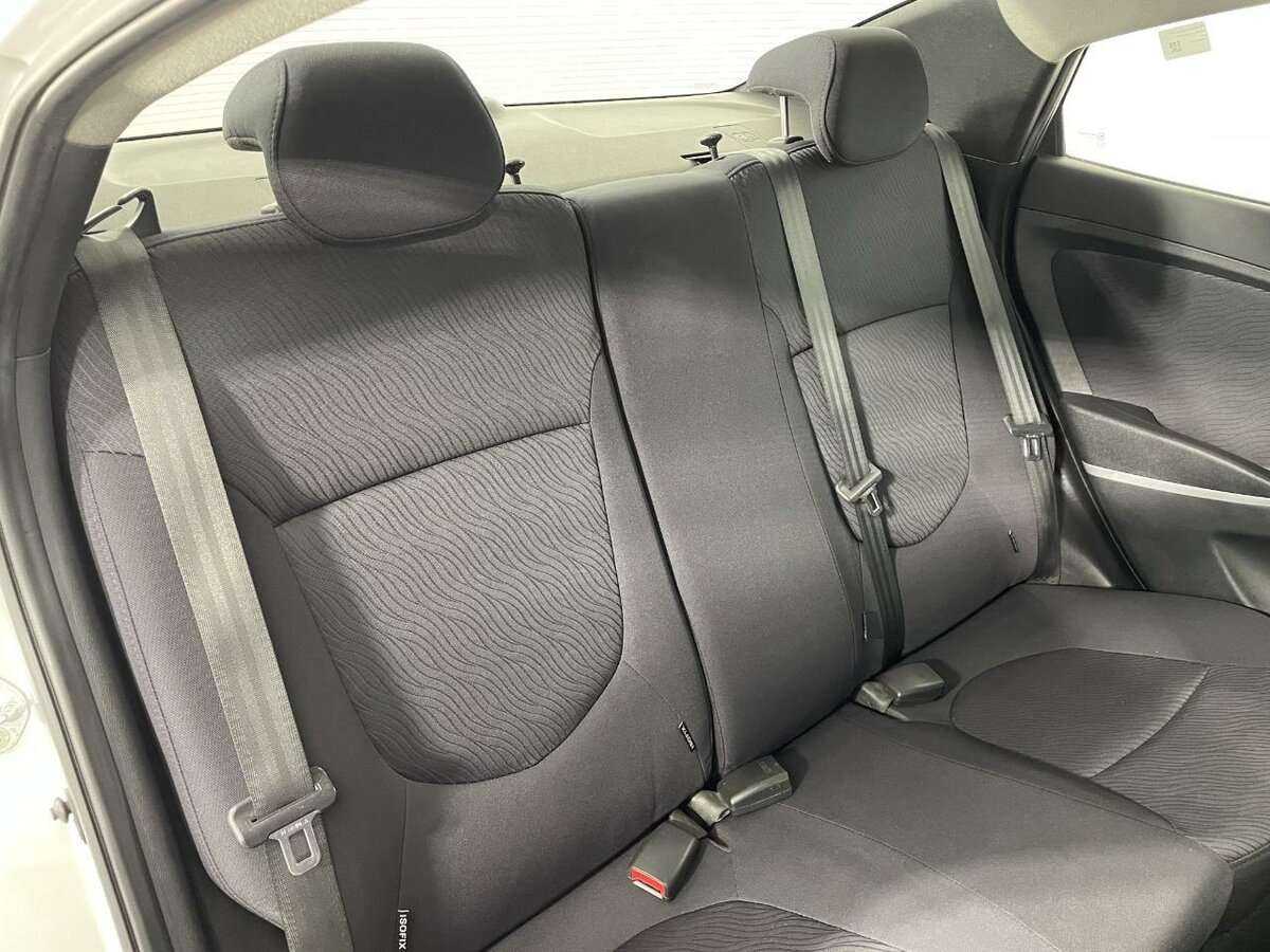 Купить Hyundai Solaris с пробегом. Фото: #14