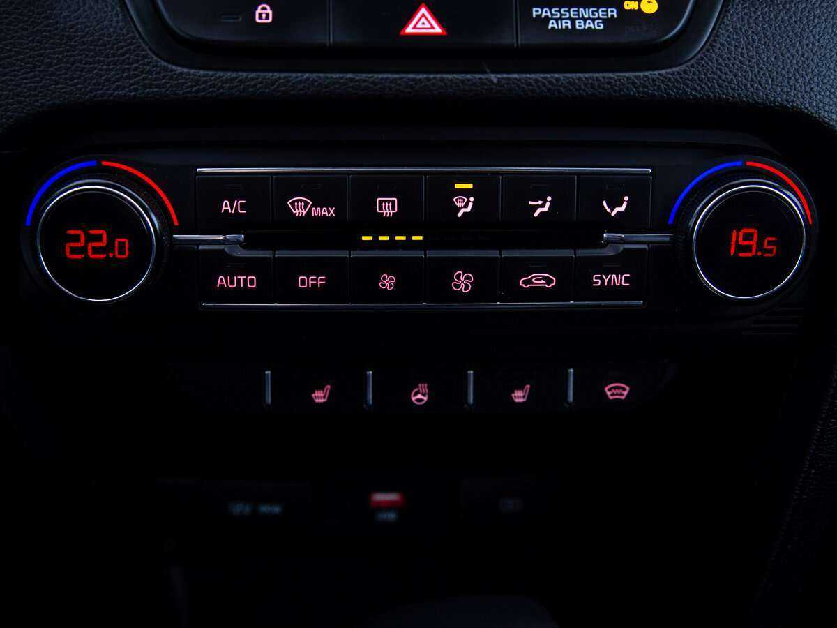 Купить Kia Ceed с пробегом. Фото: #14