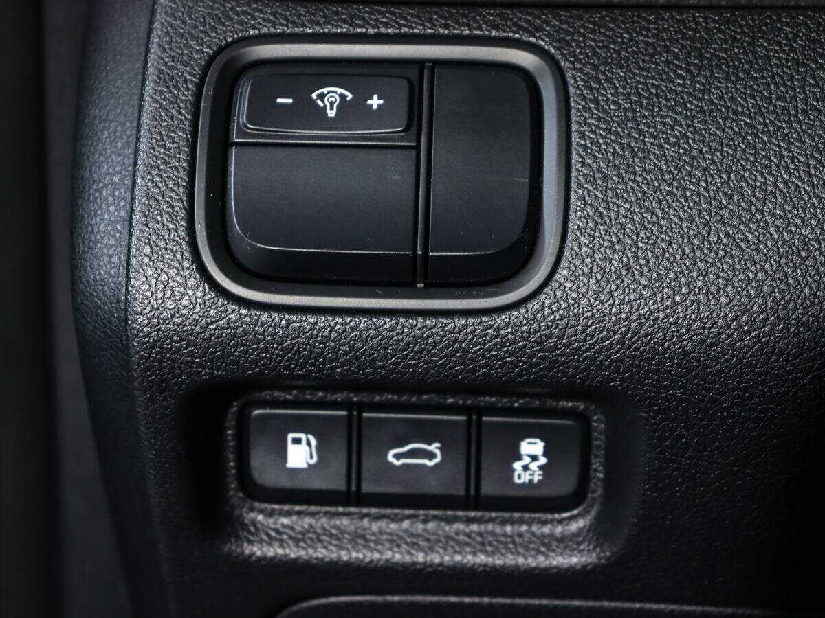 Купить Kia Optima с пробегом. Фото: #18