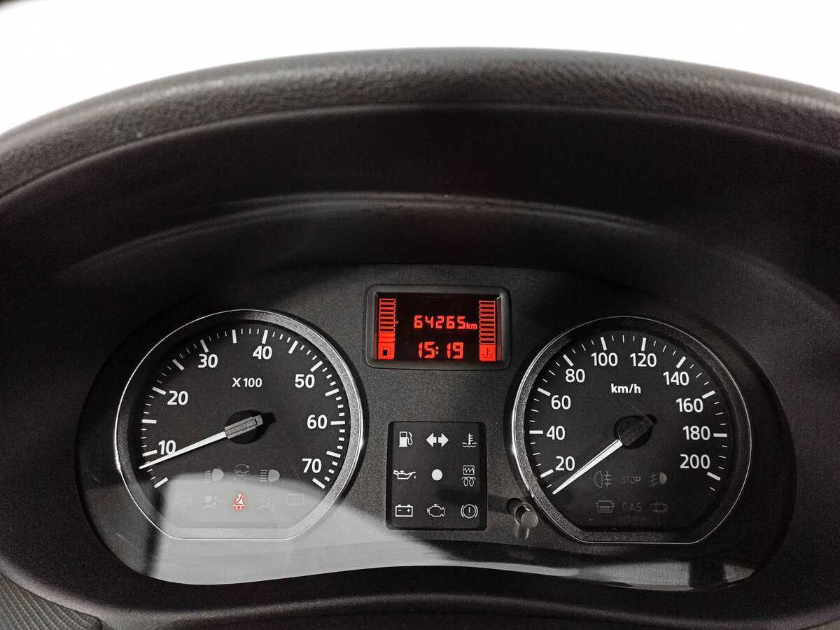 Купить Renault Sandero с пробегом. Фото: #9