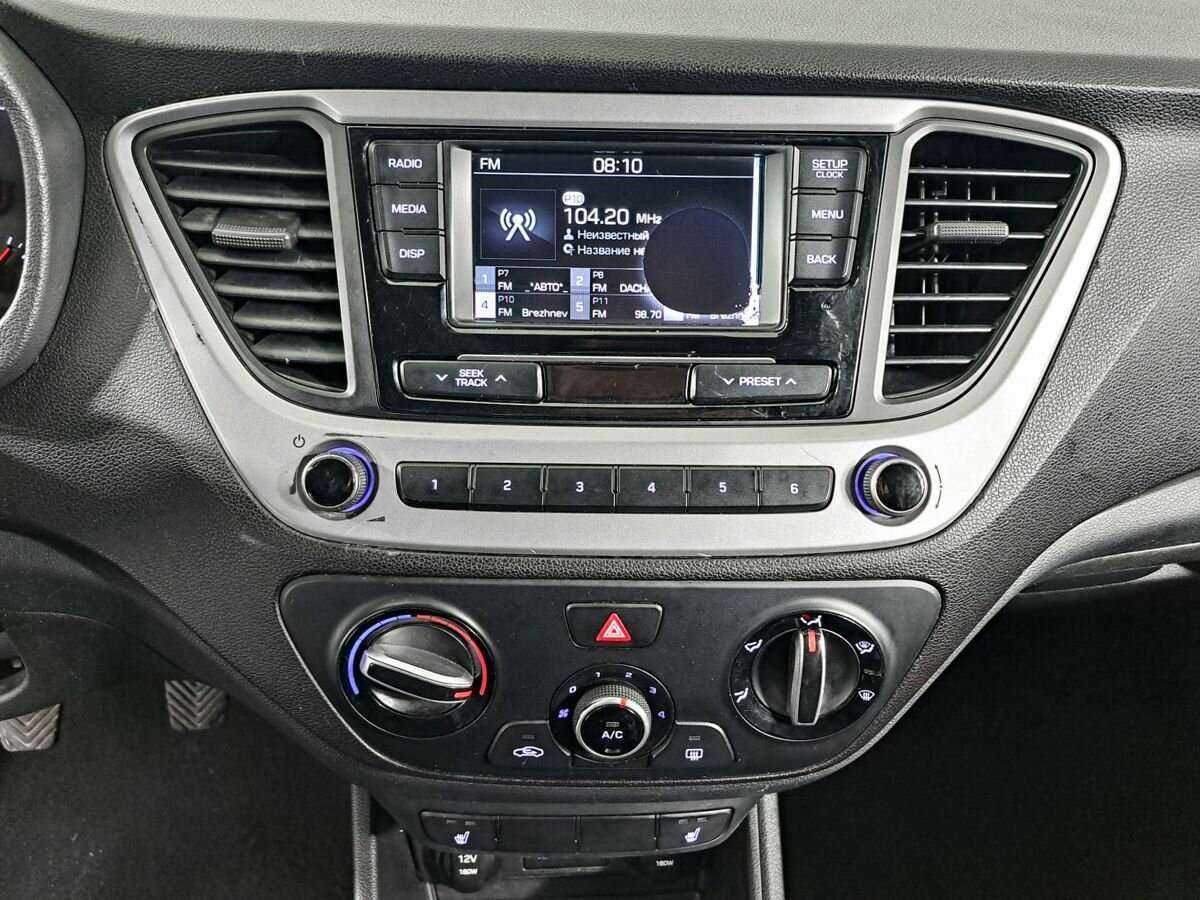 Купить Hyundai Solaris с пробегом. Фото: #14