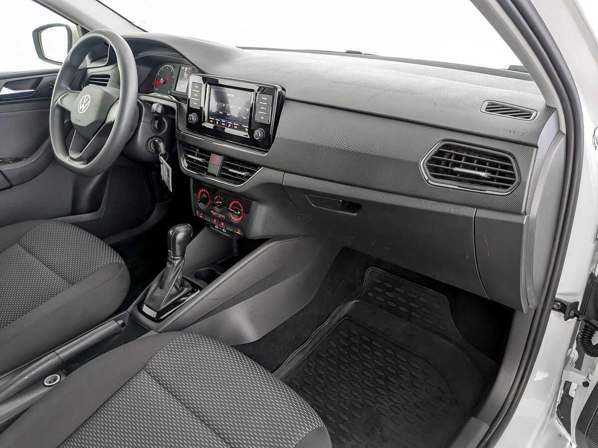 Купить Volkswagen Polo с пробегом. Фото: #8
