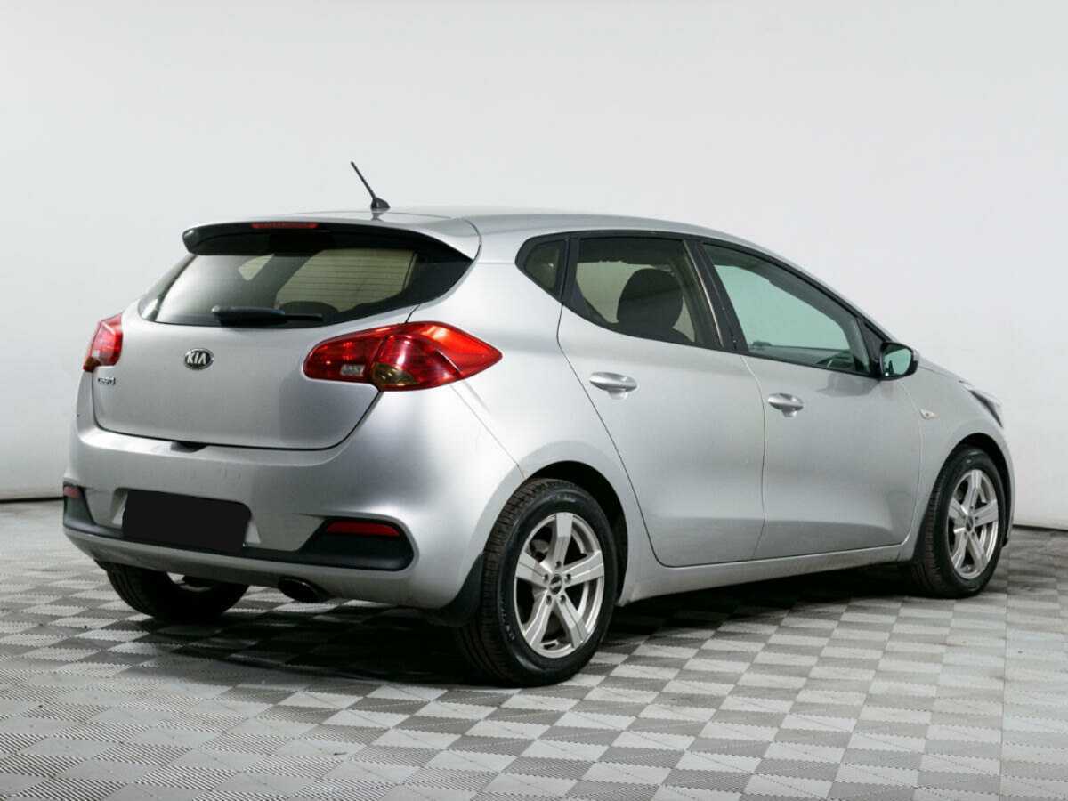 Купить Kia Ceed с пробегом. Фото: #3