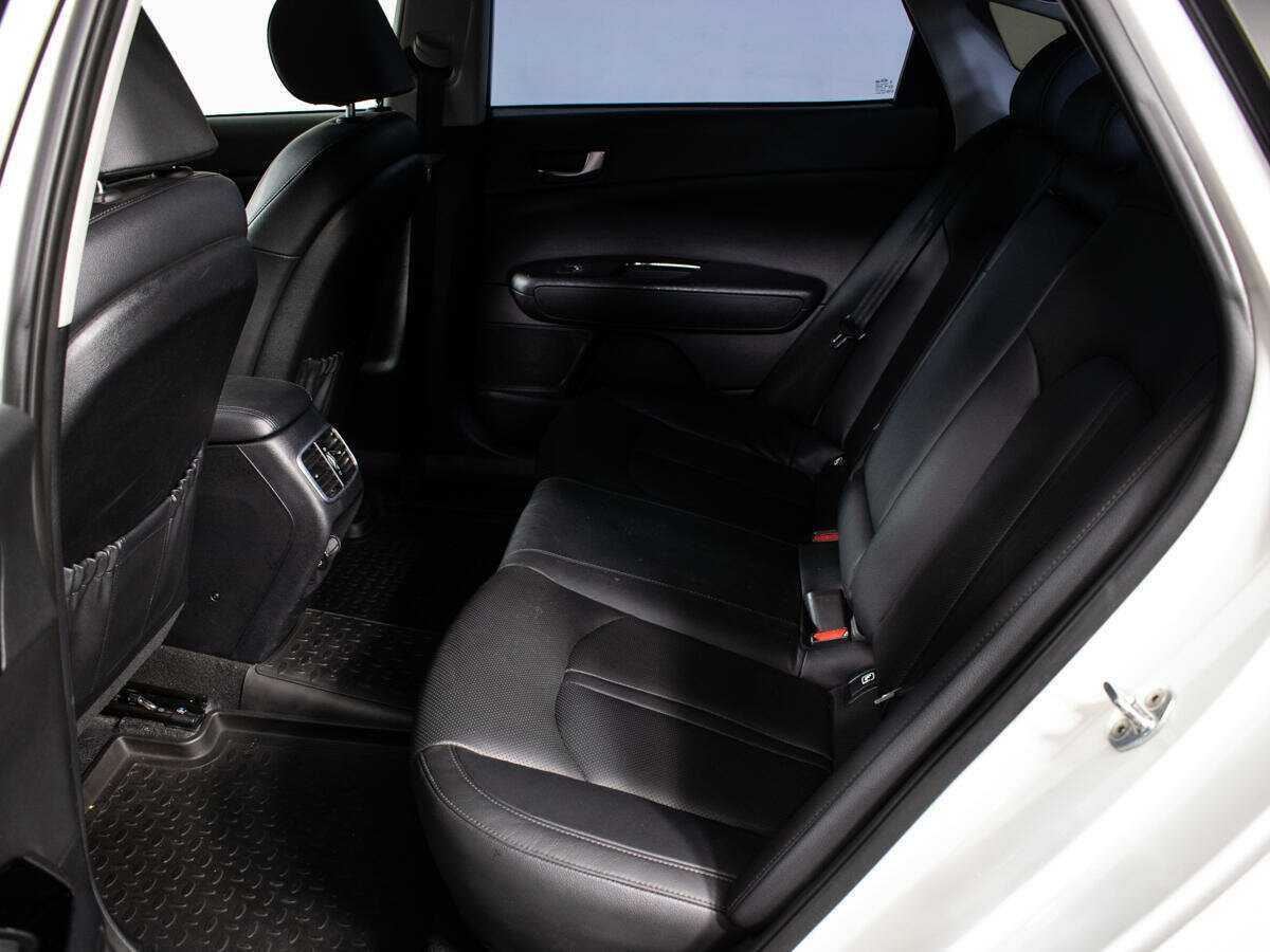 Купить Kia Optima с пробегом. Фото: #8