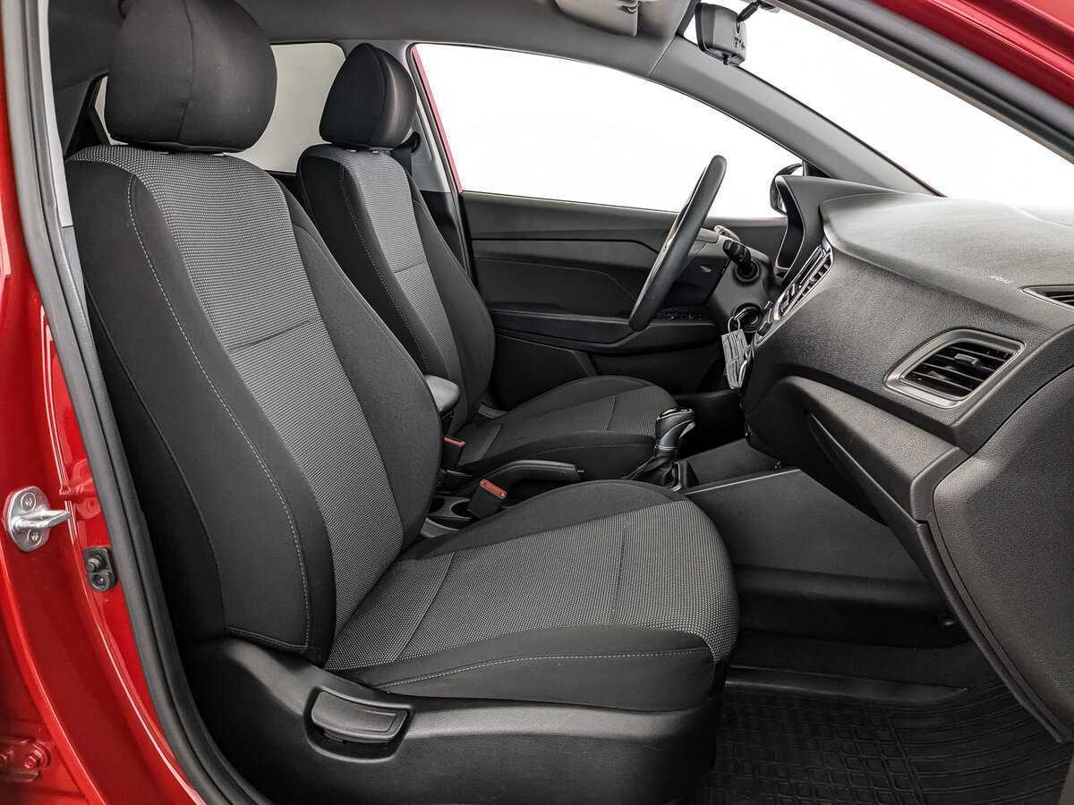 Купить Hyundai Solaris с пробегом. Фото: #23