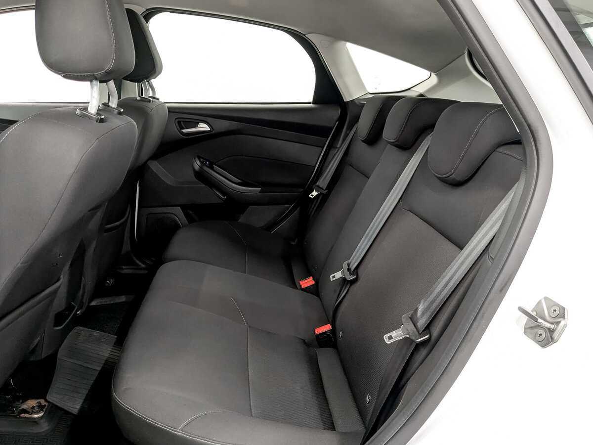 Купить Ford Focus с пробегом. Фото: #11