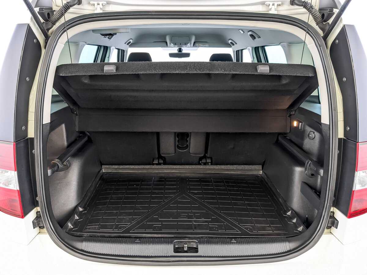 Купить Skoda Yeti с пробегом. Фото: #9