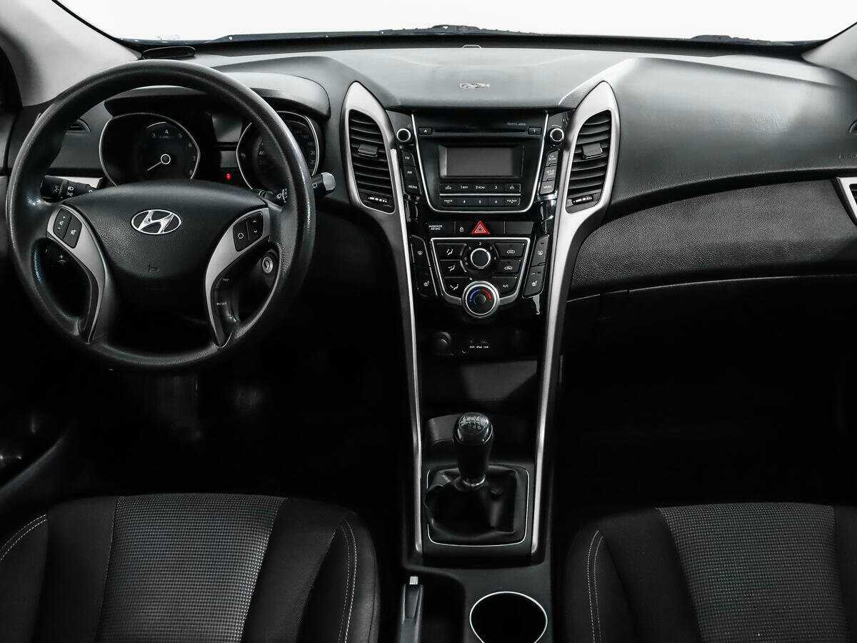 Купить Hyundai i30 с пробегом. Фото: #11