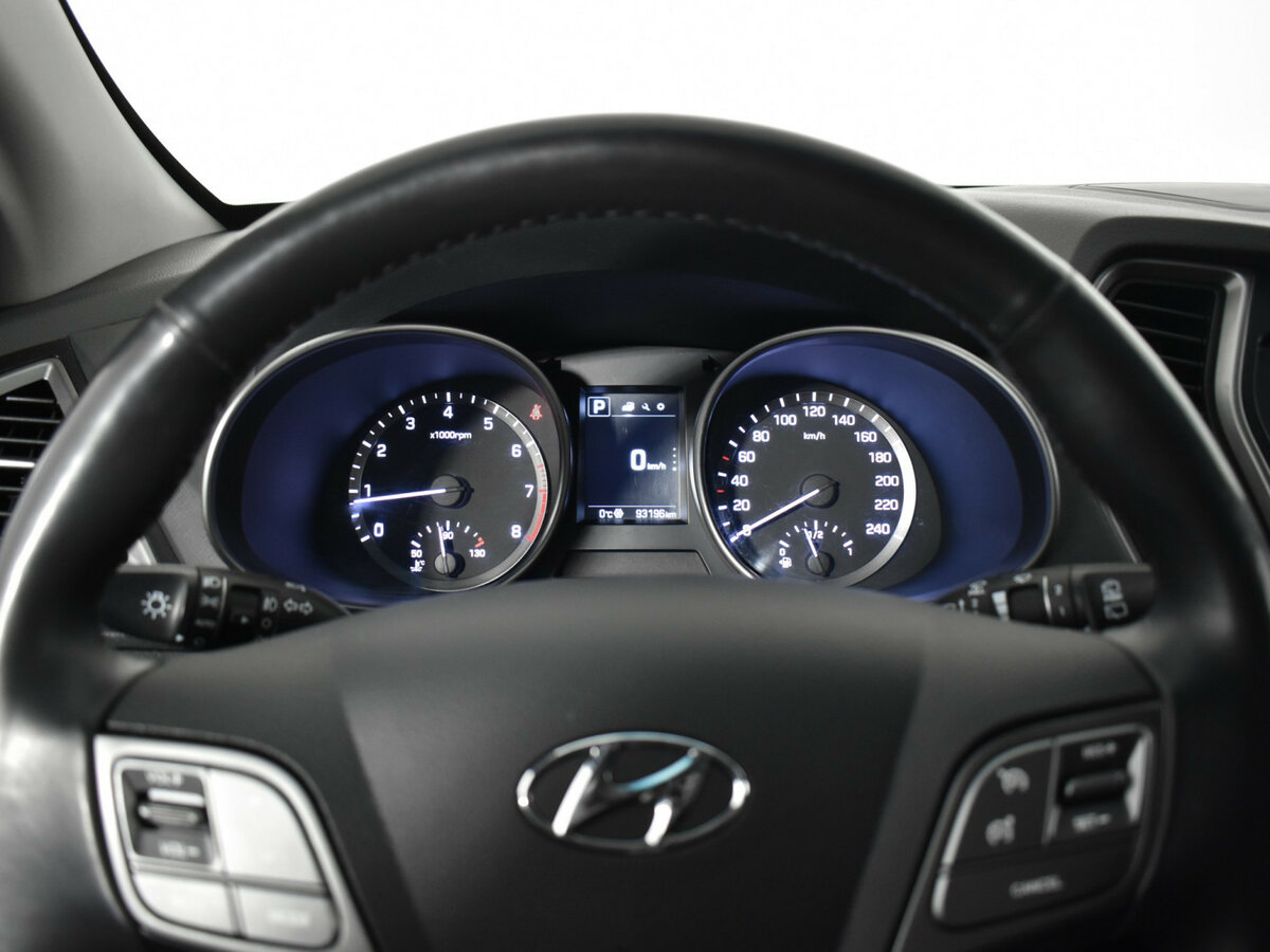 Купить Hyundai Santa Fe с пробегом. Фото: #11