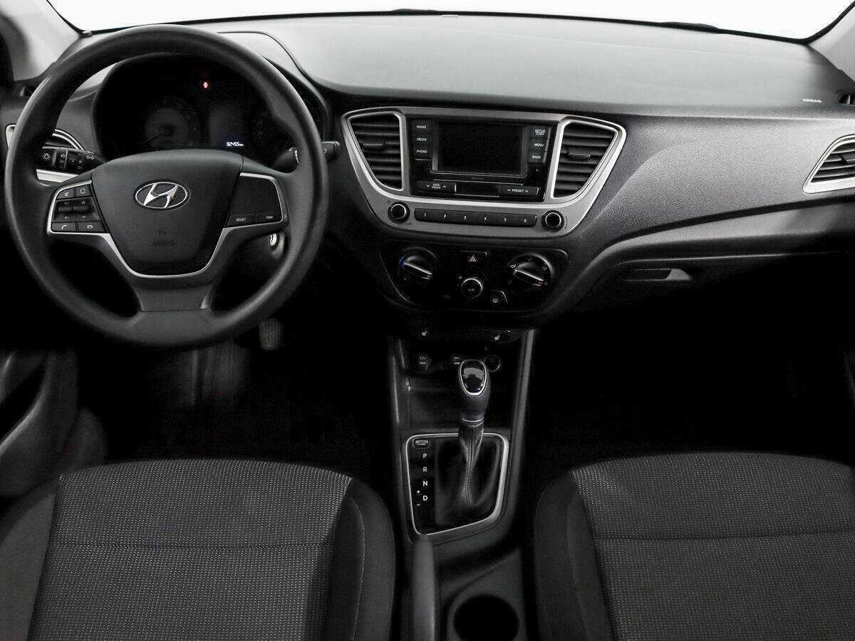 Купить Hyundai Solaris с пробегом. Фото: #11