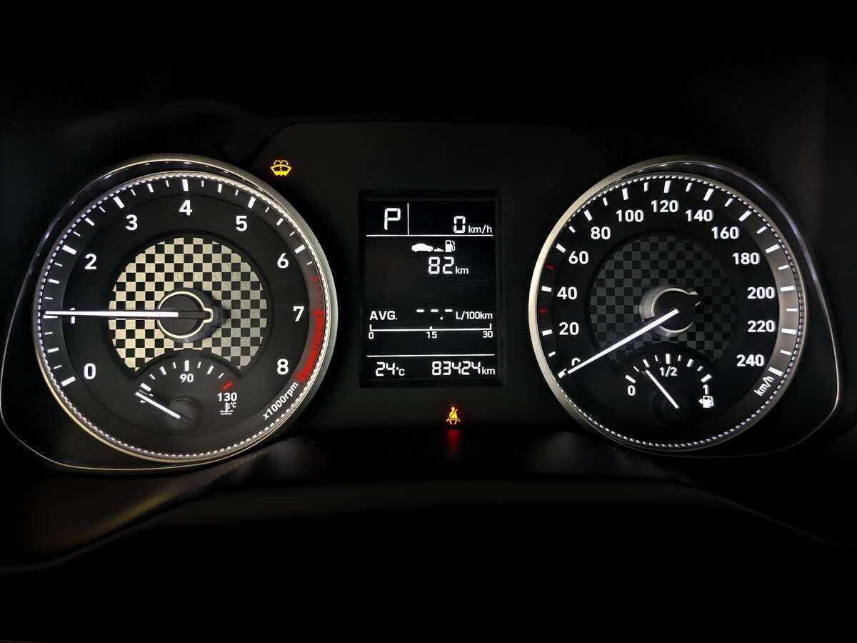 Купить Hyundai Elantra с пробегом. Фото: #10