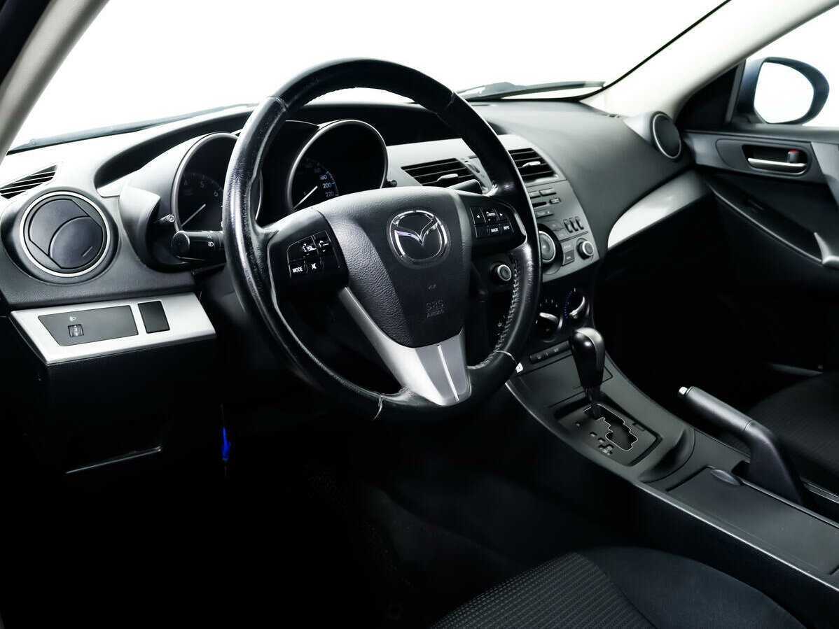 Купить Mazda 3 с пробегом. Фото: #12