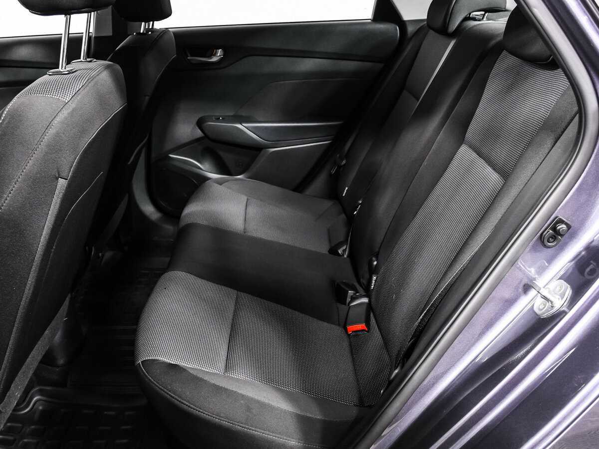 Купить Hyundai Solaris с пробегом. Фото: #12