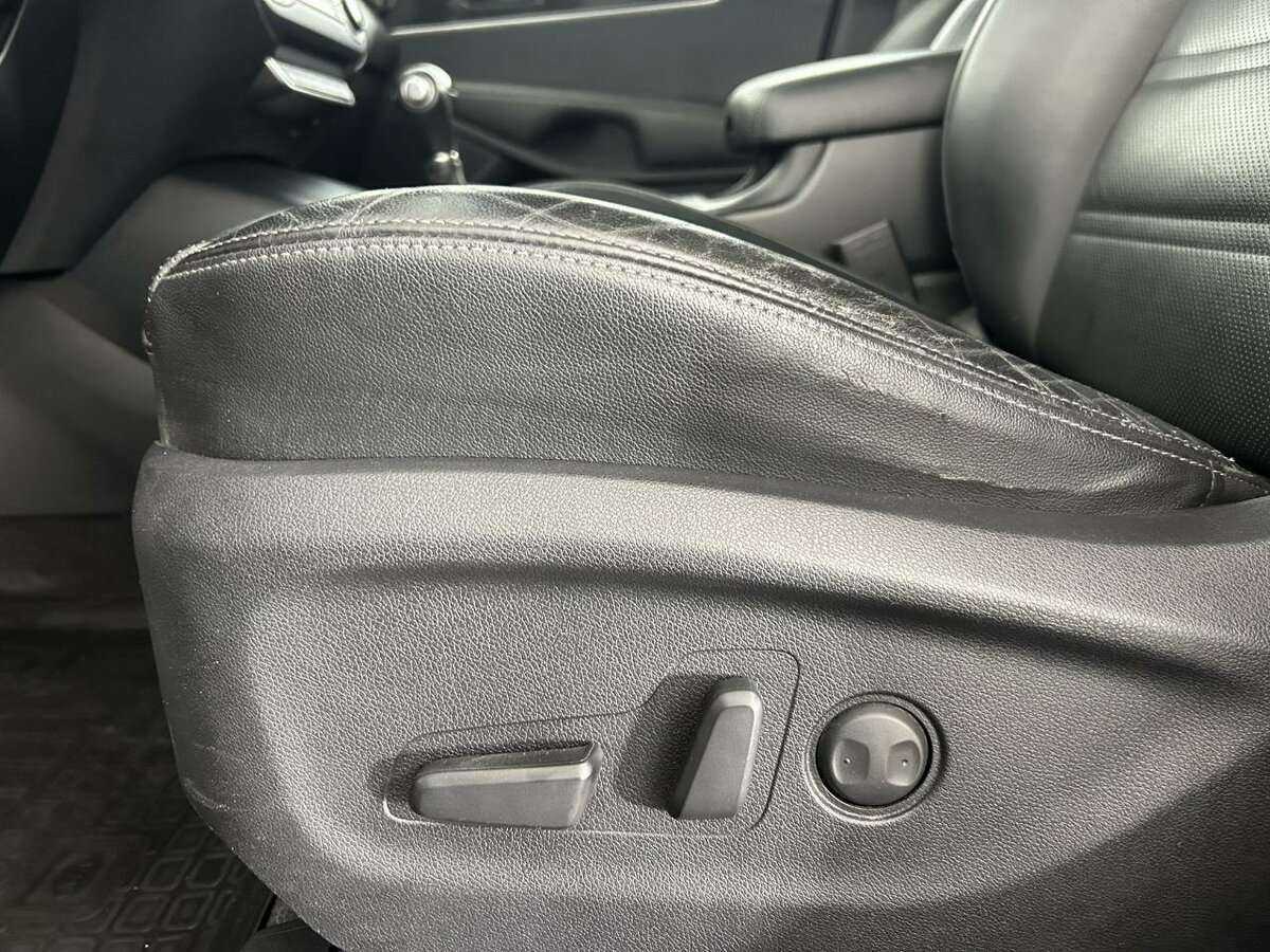 Купить Kia Sorento с пробегом. Фото: #7