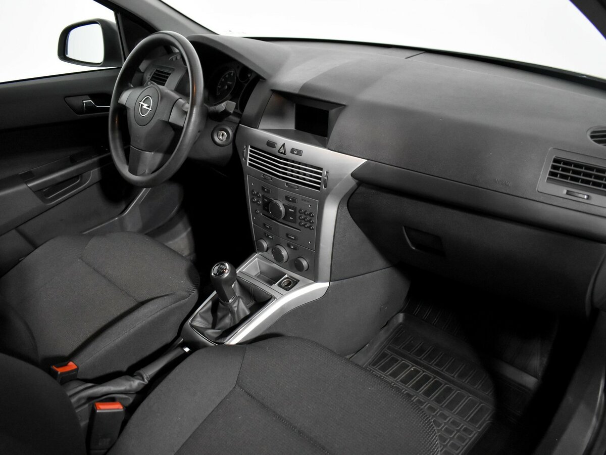 Купить Opel Astra с пробегом. Фото: #11