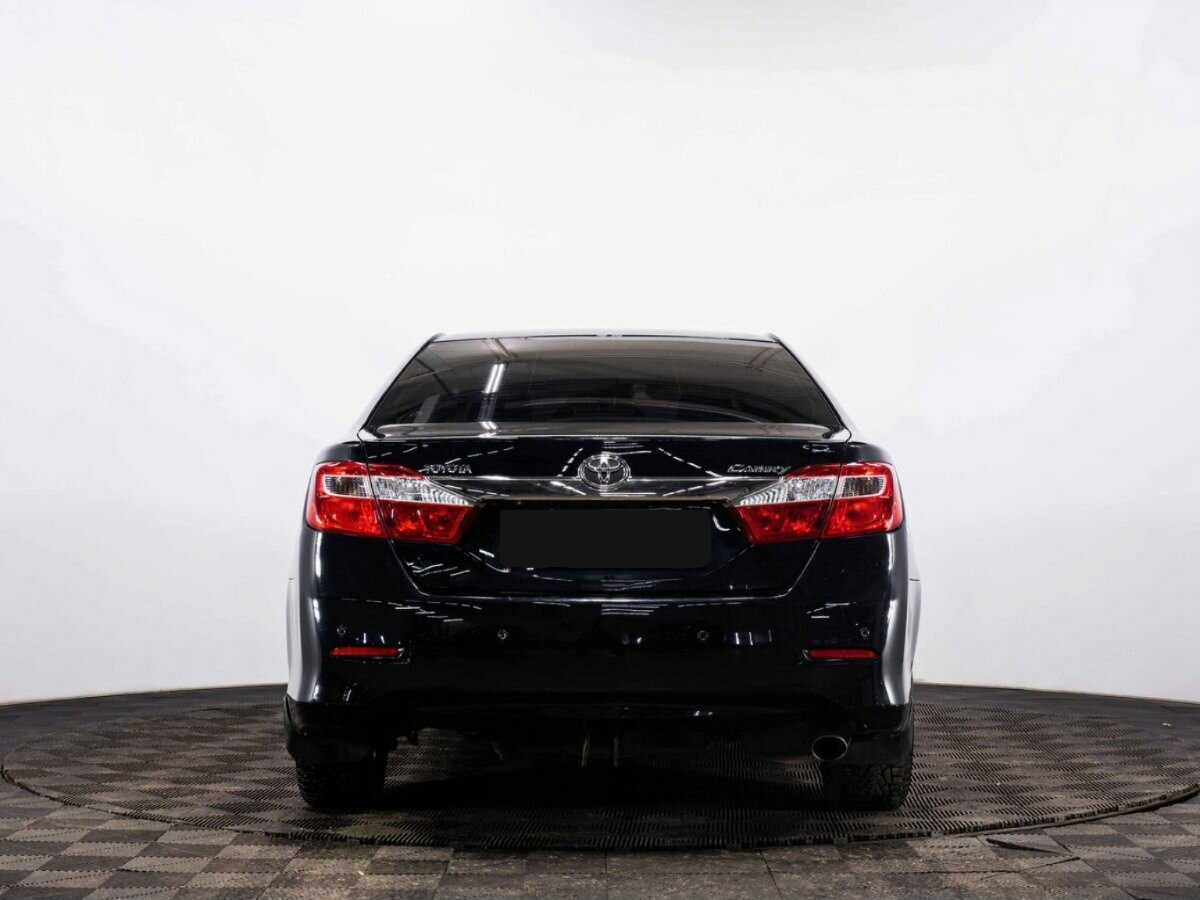Купить Toyota Camry с пробегом. Фото: #4
