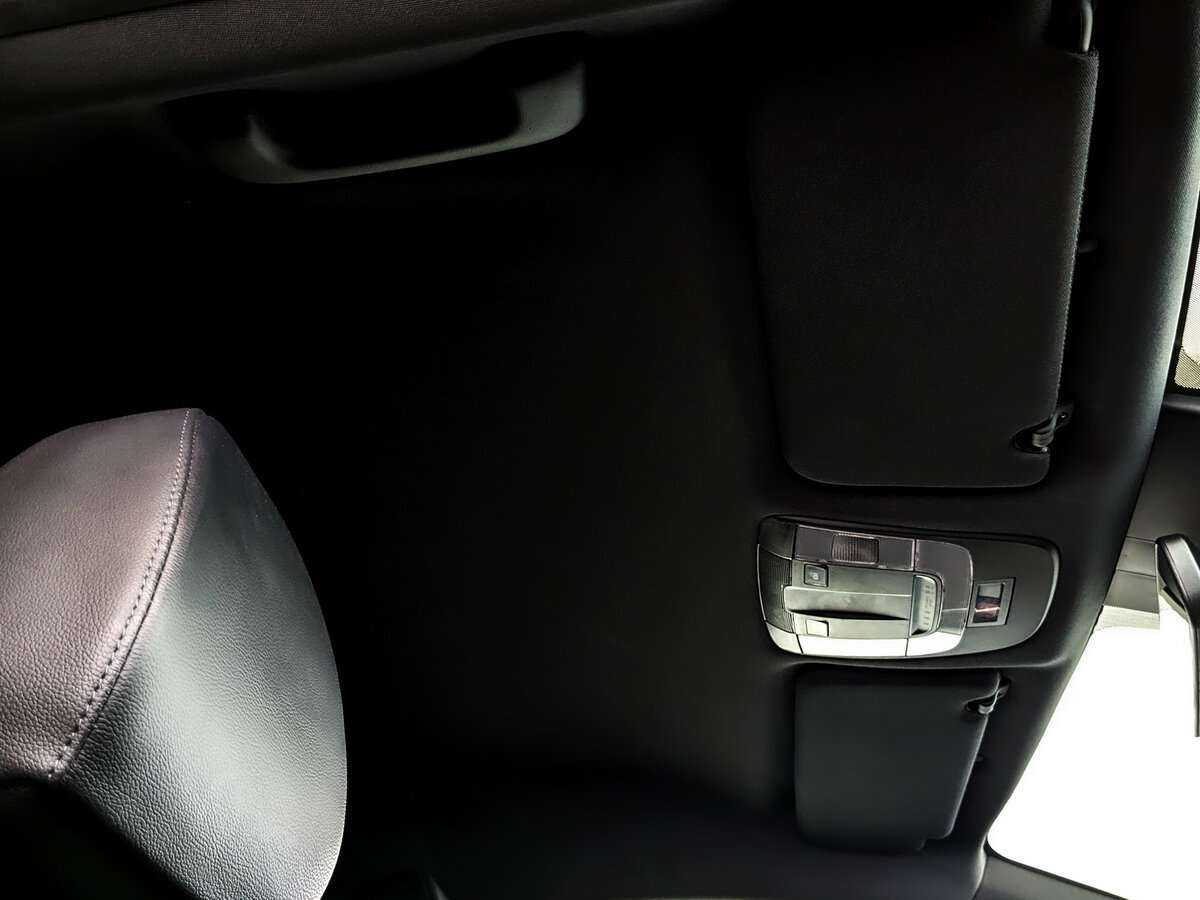 Купить Kia K5 с пробегом. Фото: #18