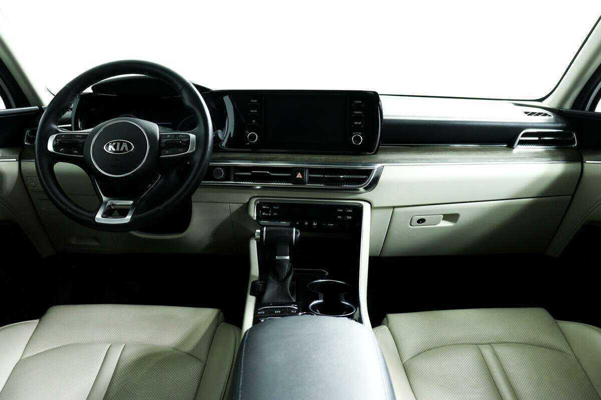 Купить Kia K5 с пробегом. Фото: #10