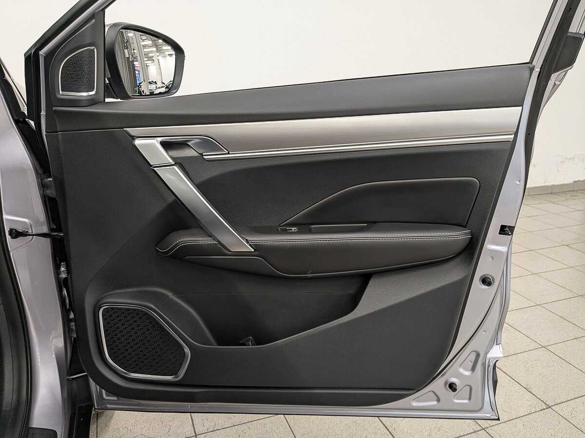 Купить Geely Coolray с пробегом. Фото: #24