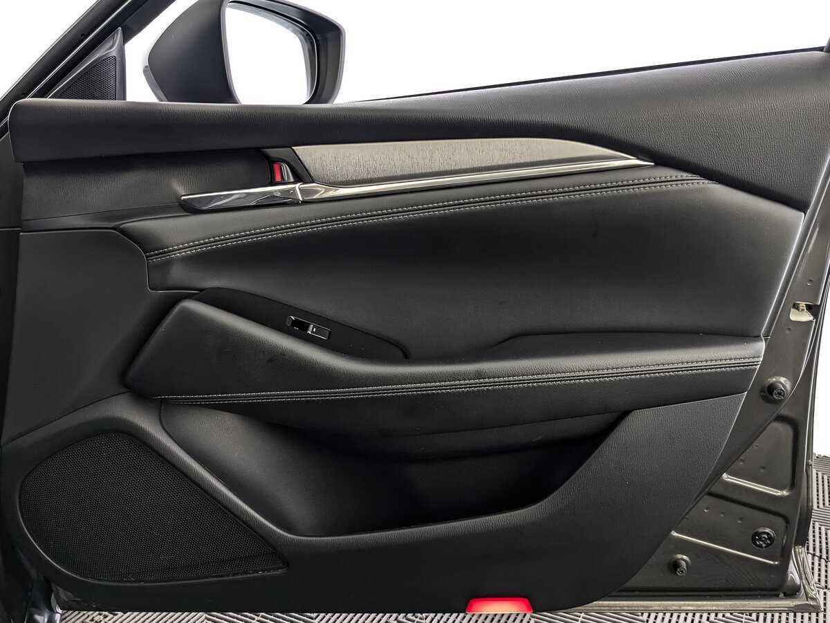 Купить Mazda 6 с пробегом. Фото: #20