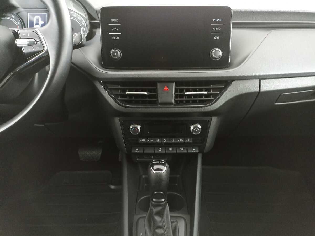 Купить Skoda Rapid с пробегом. Фото: #14